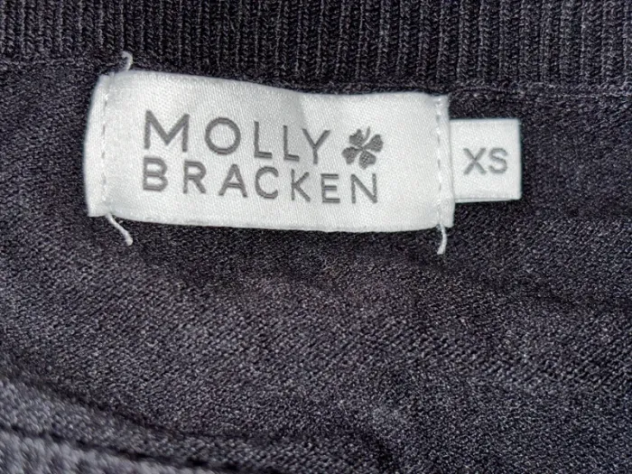 Pull léger Molly Bracken, pull noir manches transparentes, pull femme taille XS, S et M - photo numéro 2