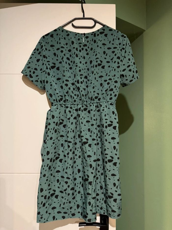 Robe verte et noire à pois - photo numéro 4