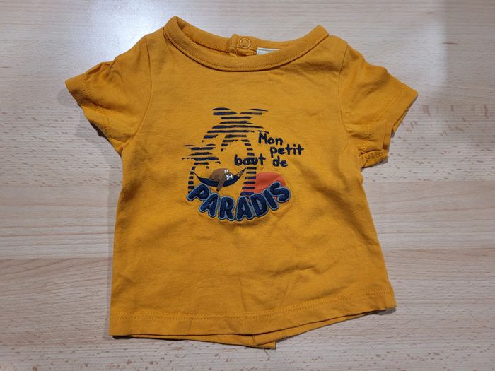 4 hauts t-shirts de 1 à 3 mois (printemps/été) - photo numéro 5