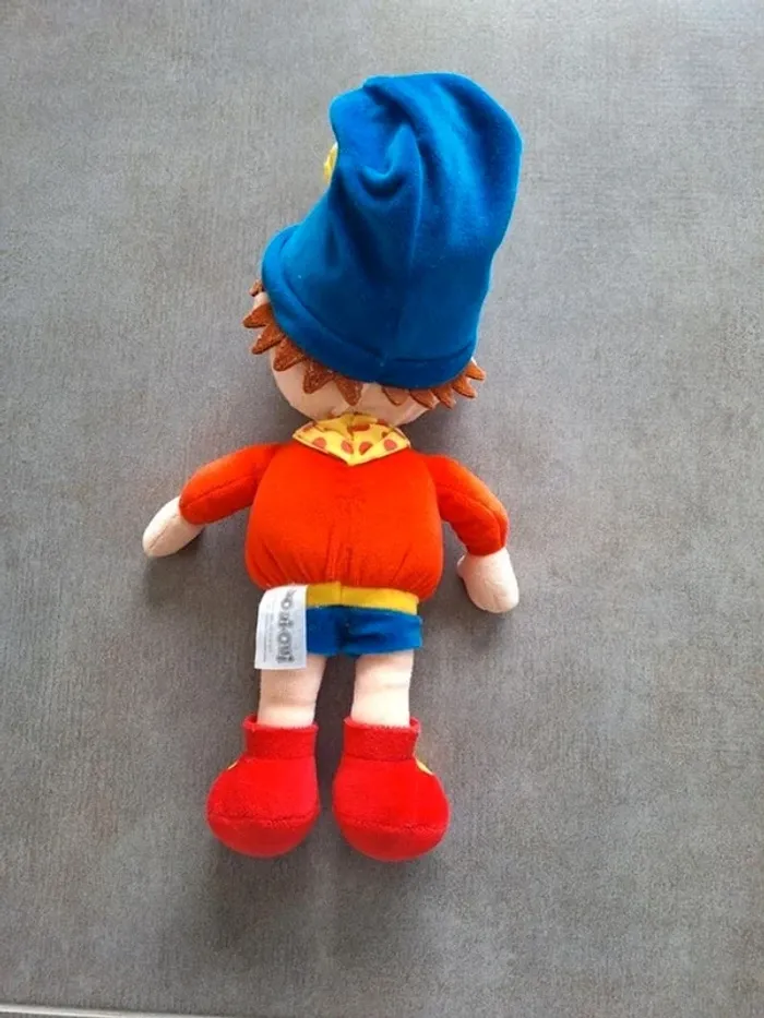 Peluche Oui Oui 30 cm - photo numéro 2