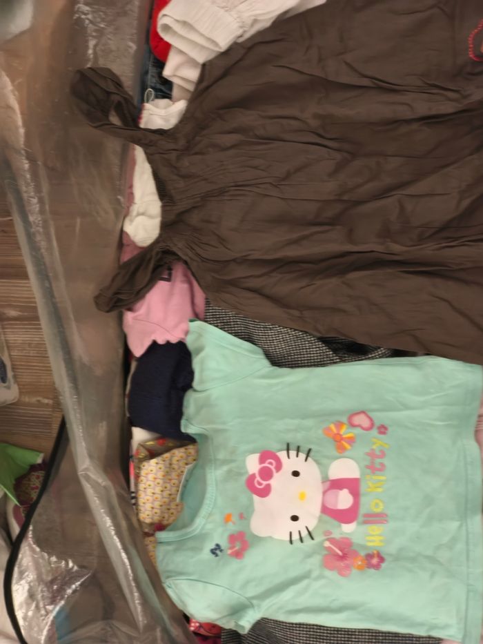 Énorme lot vêtements fille 18 mois. - photo numéro 3