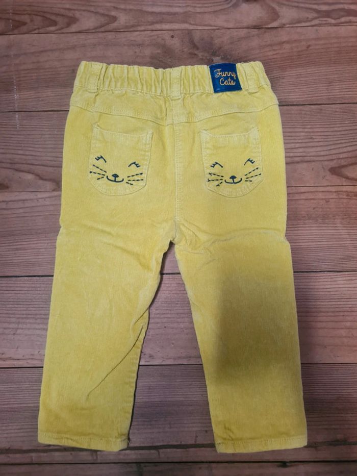 Pantalon en velours pour bebe fille - photo numéro 2