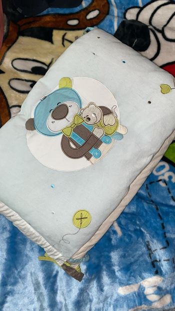 Tour de lit bébé