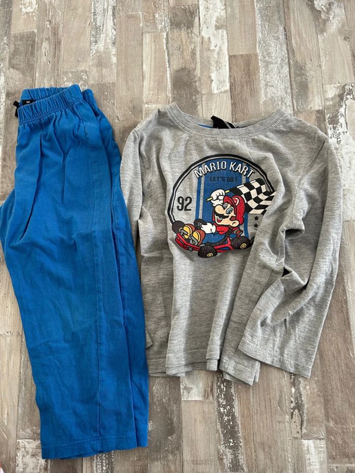 Pyjama Mario kart T4 ans