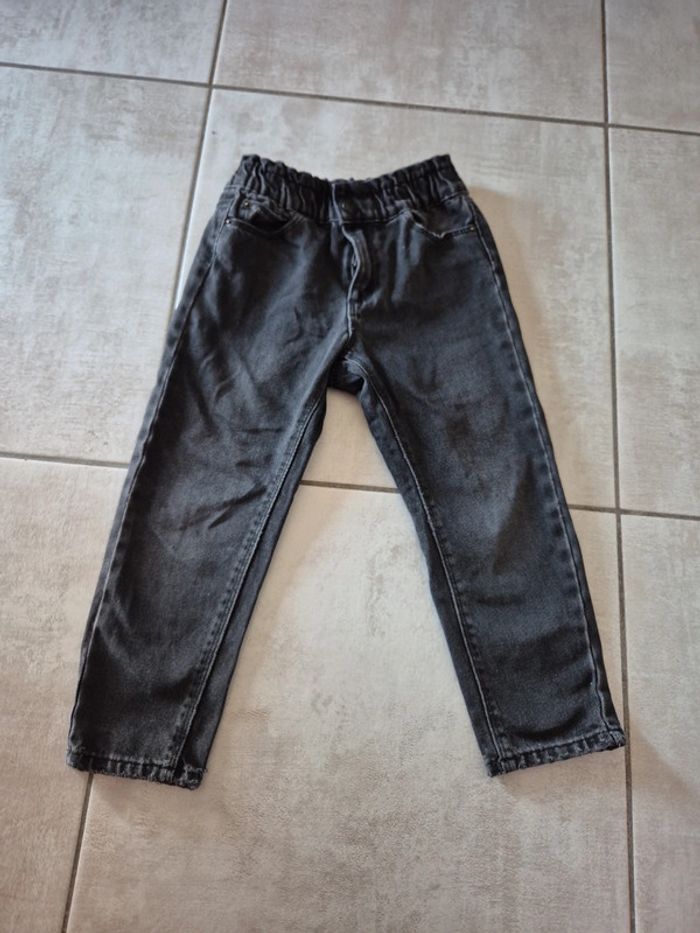 Jean mom