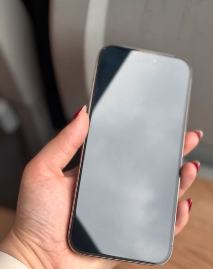 iPhone 16 pro max - photo numéro 2