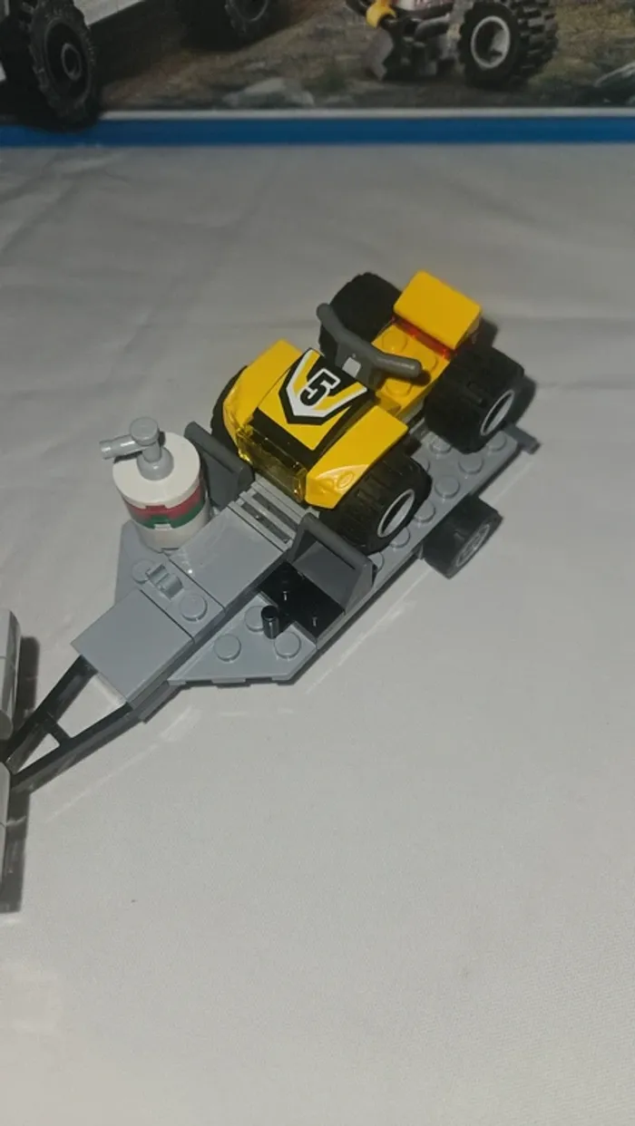 LEGO City 60148- 4×4 avec 2 quads + remorque ( boite & notices) - photo numéro 5