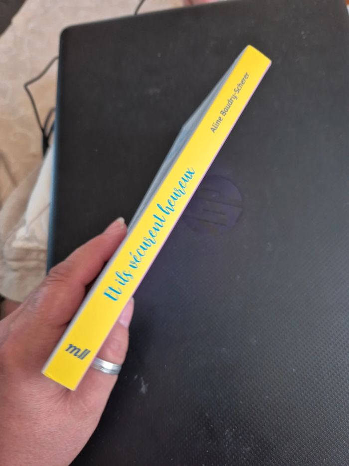 livre et ils vécurent heureux de Aline Baudry Scherer - photo numéro 2