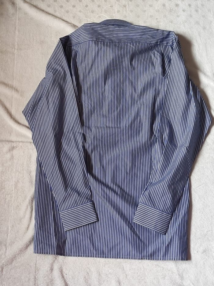 Chemise bleu à rayures - photo numéro 6