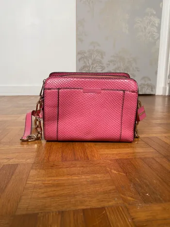 Sac rose parfois