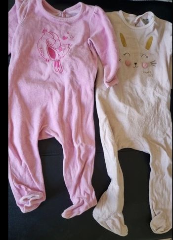 2 pyjamas