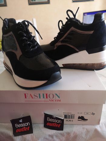 Basket neuf marque Fashion Victime de Besson pointure 38