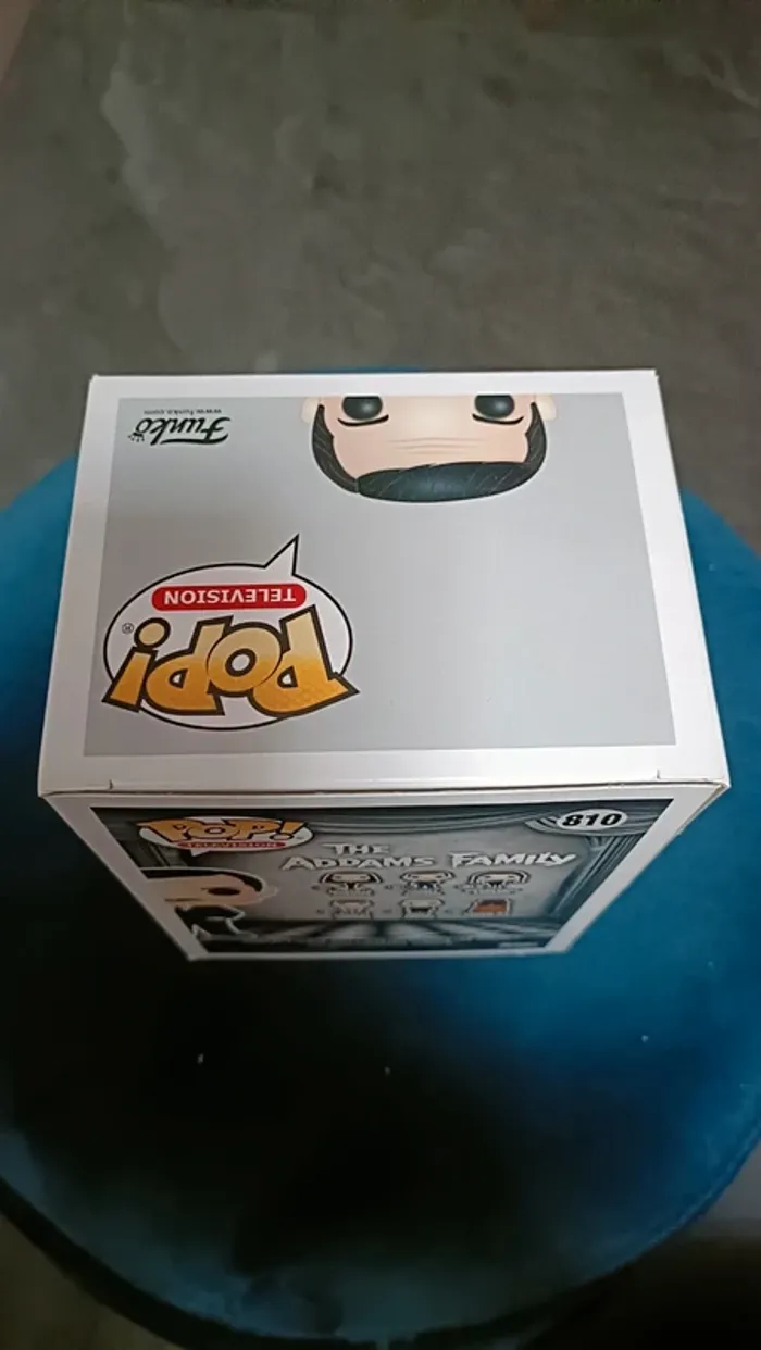 Funko pop Gomez Addams 810 chase - photo numéro 3