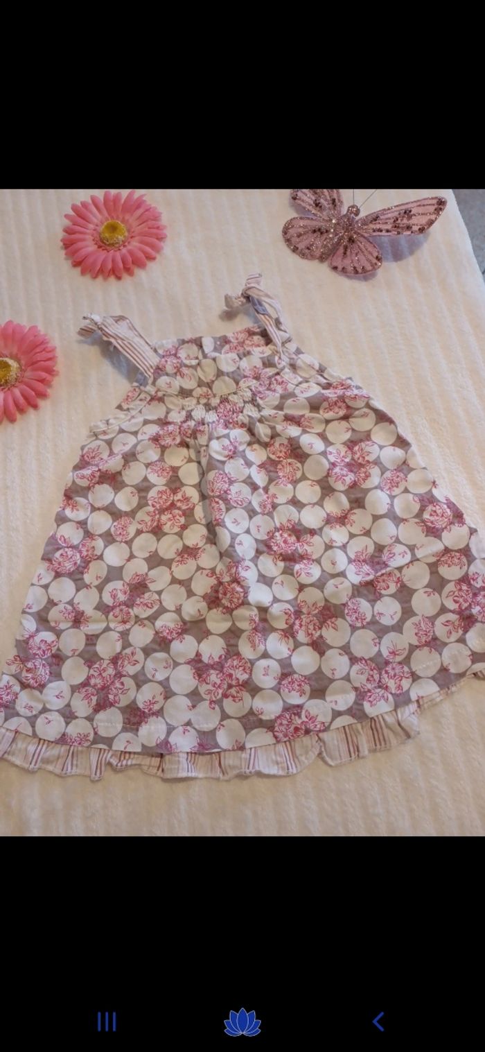 Robe bébé taille 6 mois