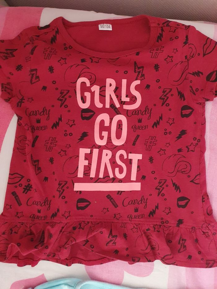 T-shirt girly