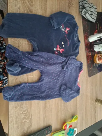 Lot pyjama 9 mois