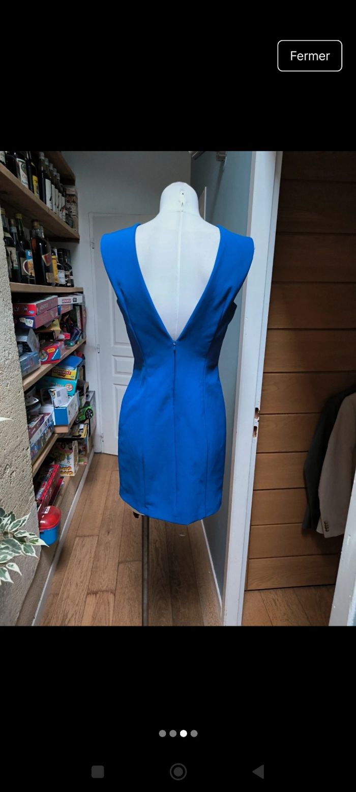 Robe sans manche bleu électrique 
Marque Zara. Taille S - photo numéro 3