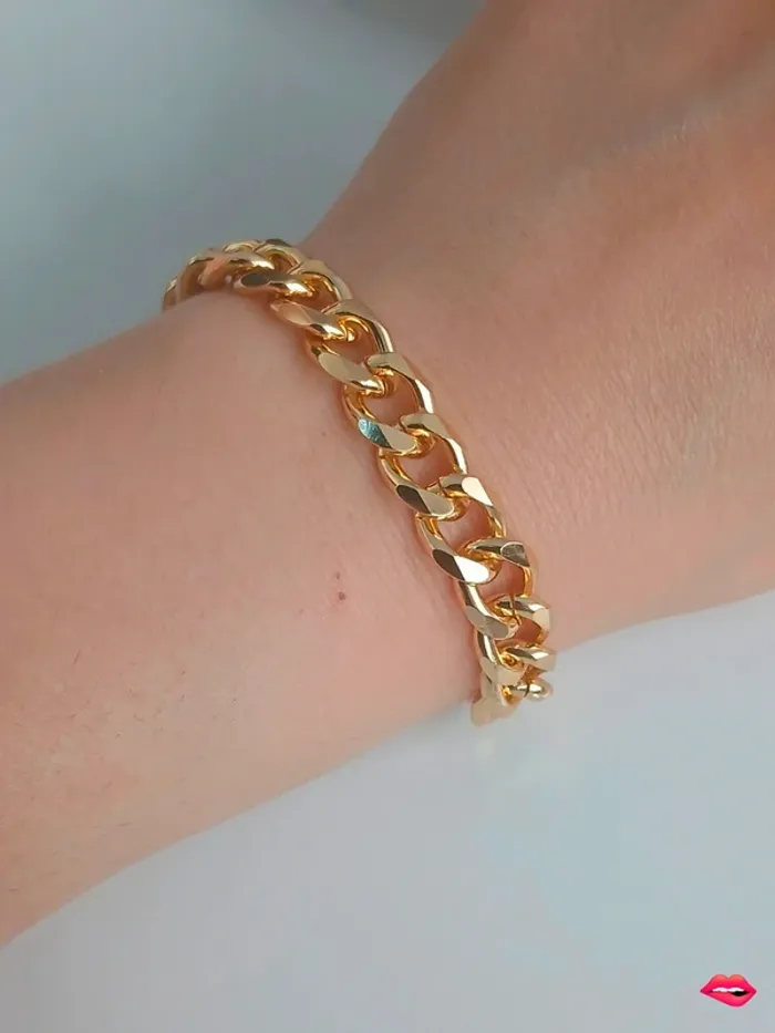 Bracelet doré chaine épaisse tendance – Élégant et lumineux