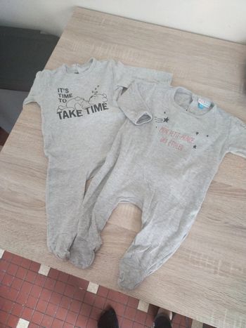 Lot de 2 pyjama 9 mois