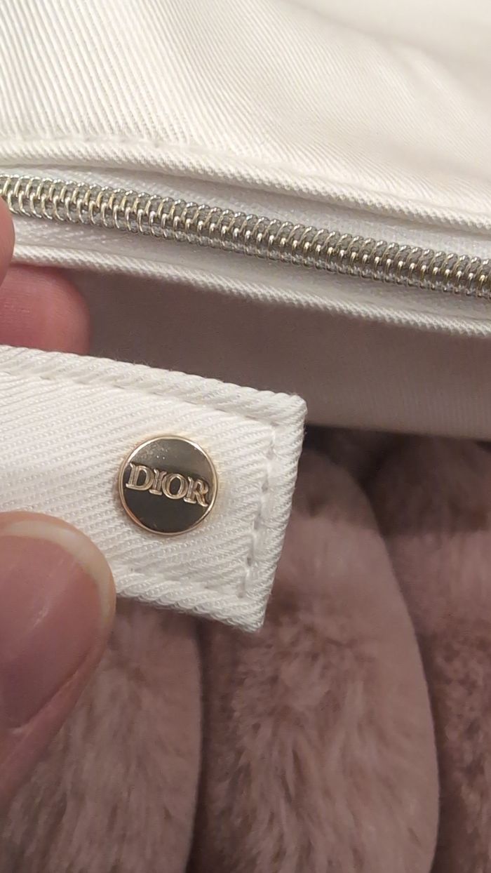 Petite trousse de maquillage Dior - photo numéro 3