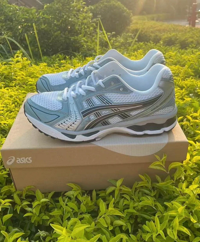 Asics Gel-Kayano 14 Bleu 43.5 - photo numéro 2