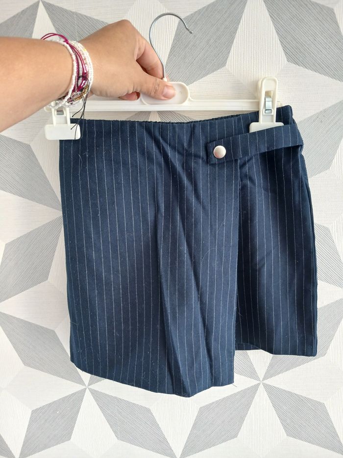 Short jupe - photo numéro 1