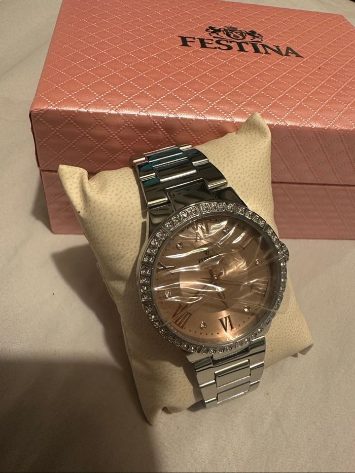 Montre Festina femme - photo numéro 3