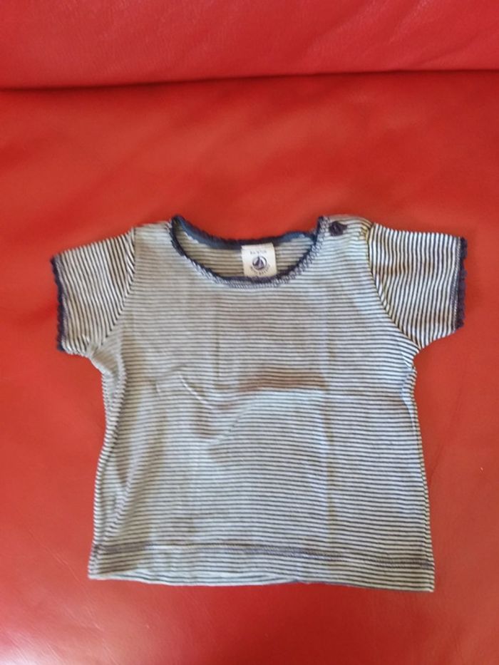 Tee-shirt mixte manches courtes Petit Bateau rayé blanc bleu 6 mois