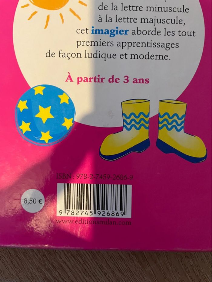 Livre tourné et trouve - photo numéro 3