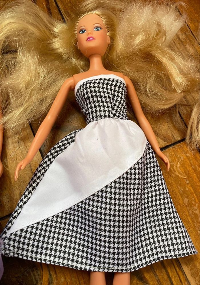 Lot de 3 Barbie triplées - photo numéro 3