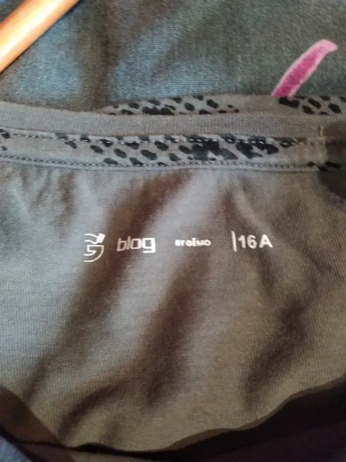 Lot 2 t-shirts 16 ans - photo numéro 4