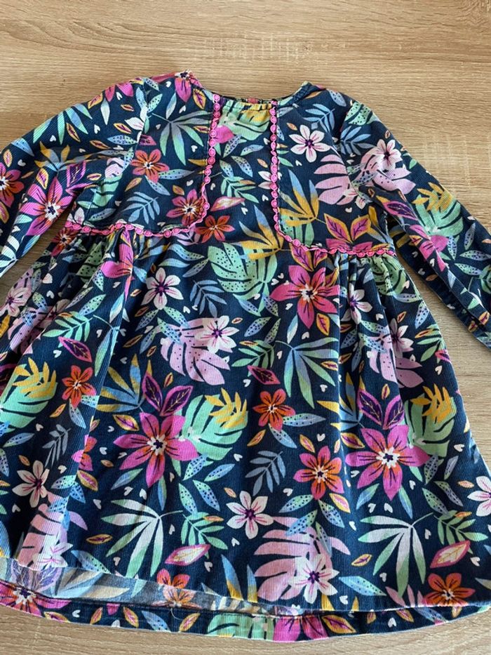 Robe 3 ans du pareil au même - photo numéro 4