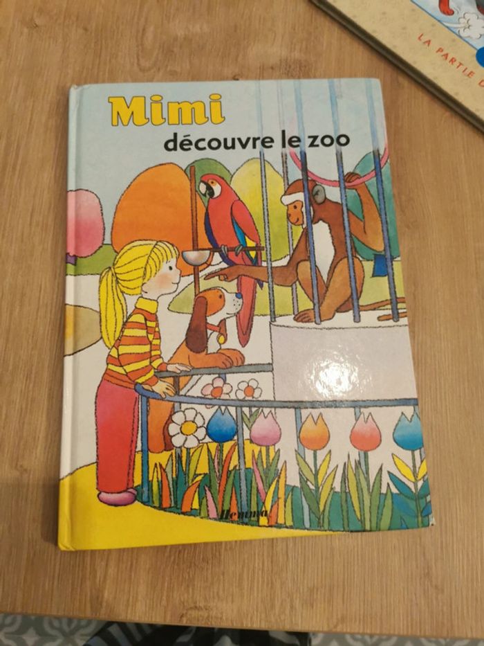 Mimi découvre le zoo