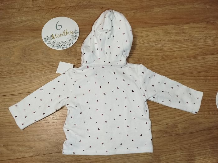 Lot veste+haut fille 6 mois Kiabi - photo numéro 4