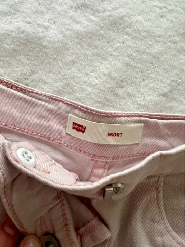 Short jupe Levis rose pale taille 5 ans - photo numéro 3