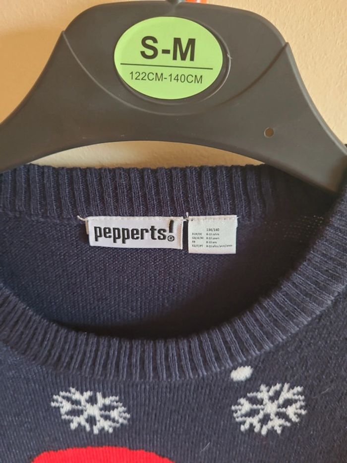 Pull de Noël marine 8/10 ans - photo numéro 3