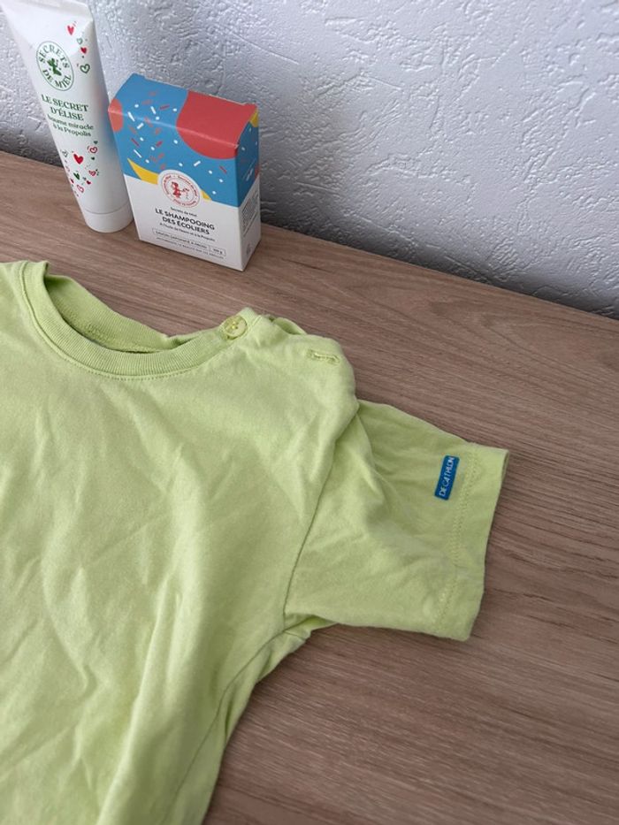 💥 Joli t-shirt vert bébé Decathlon 💥 - photo numéro 3