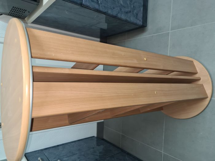 Etagére ronde en bois pour DVD ou autre - photo numéro 2