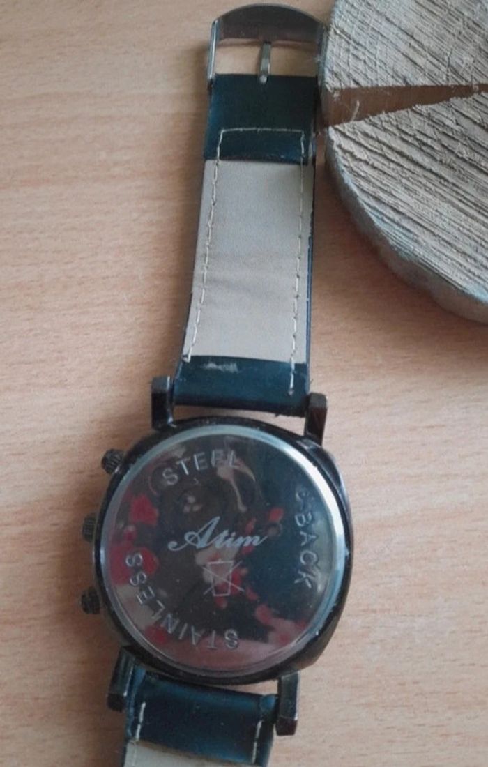Montre - photo numéro 7