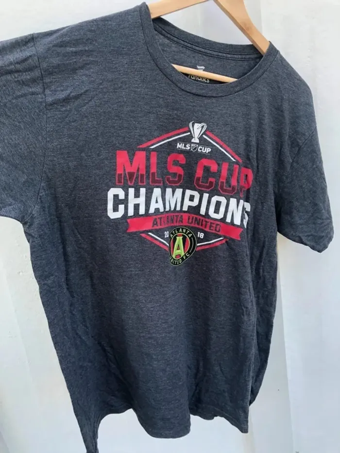 Fanatics T-shirt grey soccer usa MLS Cup Champions 2018 Mens L - photo numéro 2