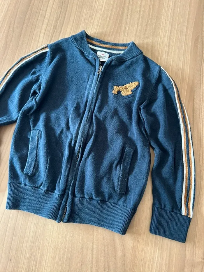 Très beau gilet bleu marine 5 ans TAO - photo numéro 2