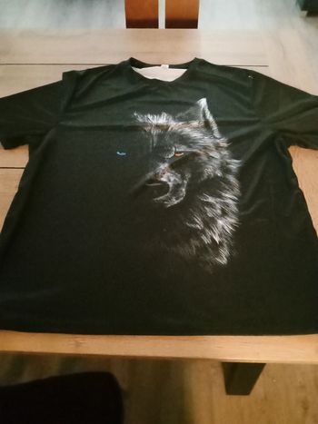 T shirt neuf jamais porté