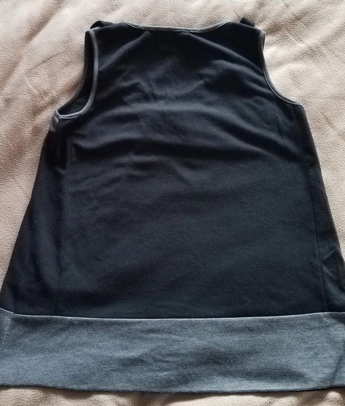 Haut gris et noir - photo numéro 2
