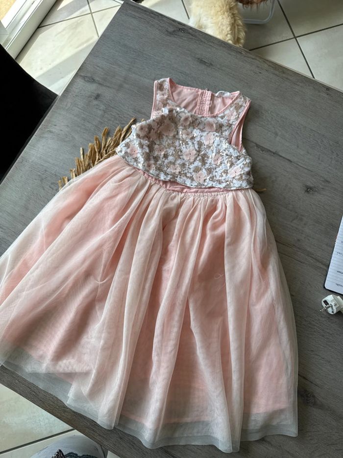 Robe h&m 8 ans tulle et pailletés sequins