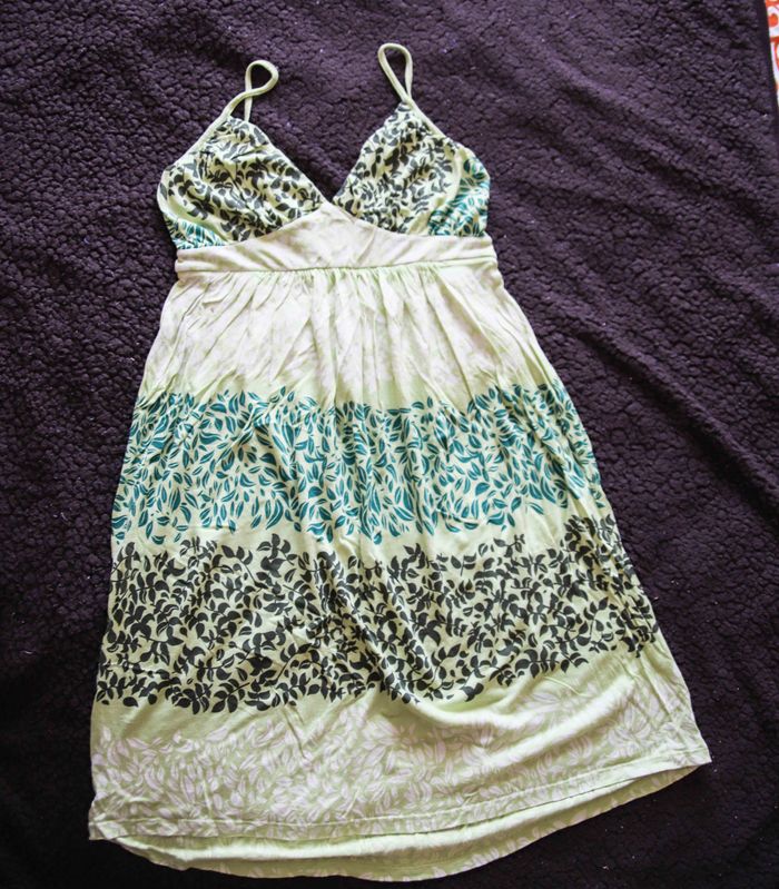 Robe taille empire, bretelles réglables