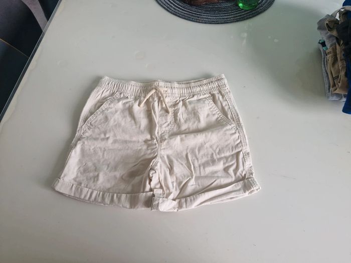 Short 6 ans