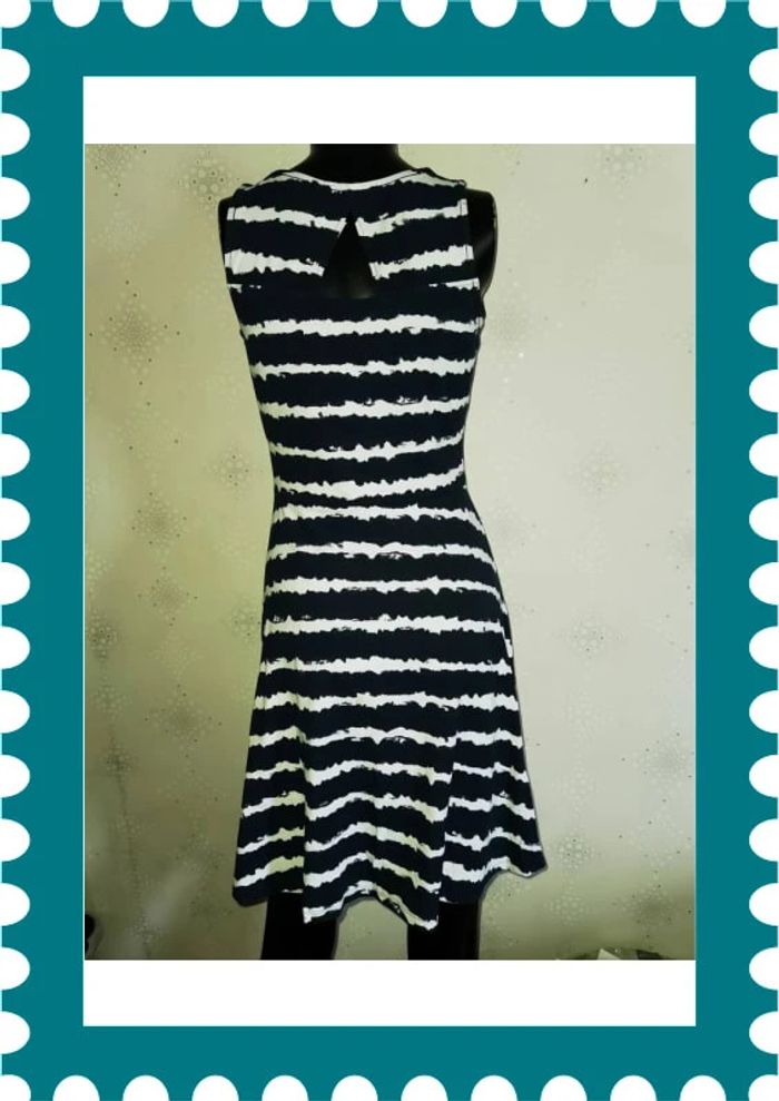 D2721 - robe fille 16 ans - photo numéro 2