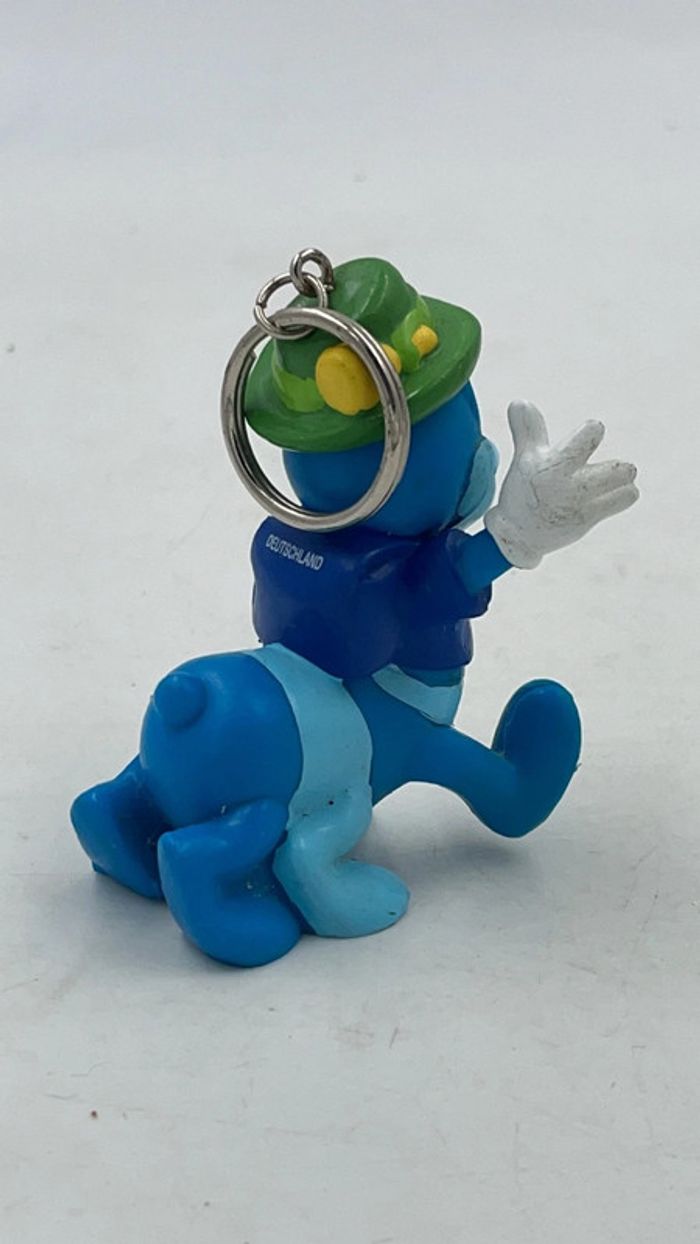 Figurine Porte clés mascotte de l’Europe en PVC 6x7 cm - photo numéro 3