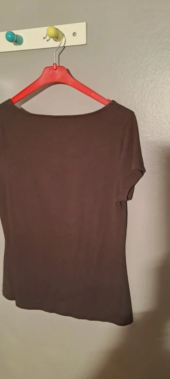 T Shirt femme marron manches courtes - Marque Ann Taylor - Taille 38 - Très bon état. - photo numéro 6