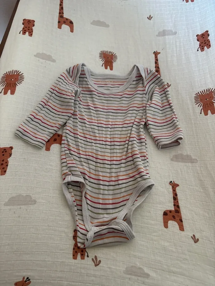 Lot de 2 bodies - photo numéro 4